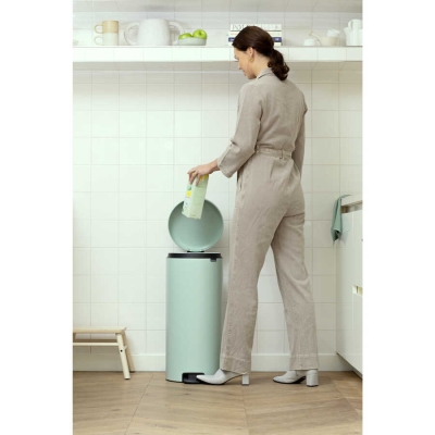 BRABANTIA - Brabantia Çöp Kutusu 30 litre Newicon Pedallı, Jade Green 233944 (1)