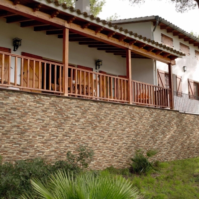 Oneker Duvar Karosu Lascas Por Rustico  31 x 31 cm (1)