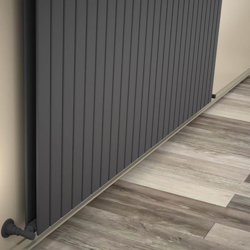 Tip 20V Dekoratif Radyatör 600x1920 Antrasit - 2DR20V06001920B2S