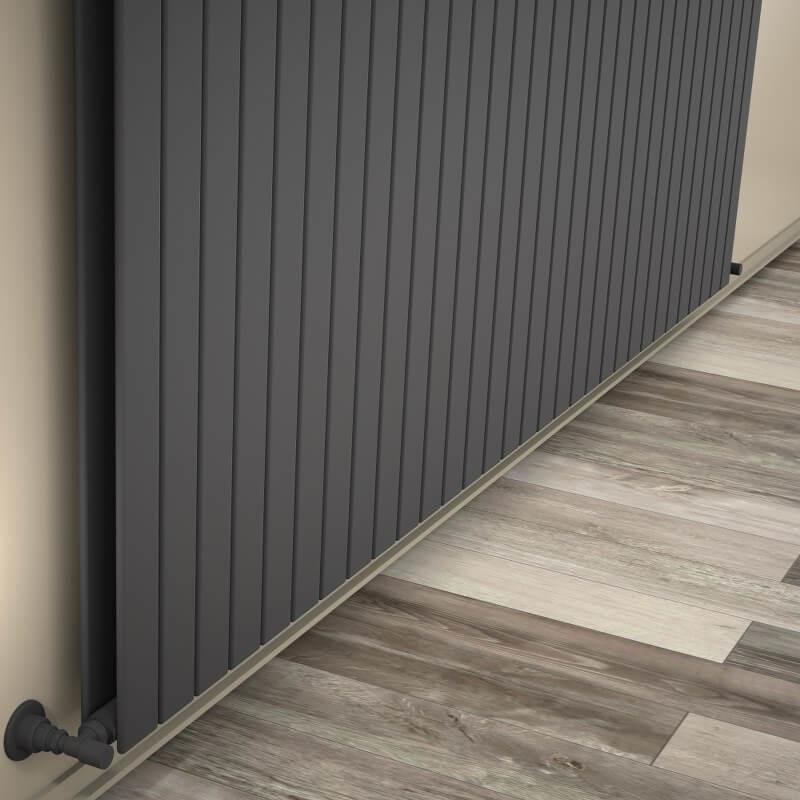 Tip 20V Dekoratif Radyatör 600x2290 Antrasit - 2DR20V06002290B2S