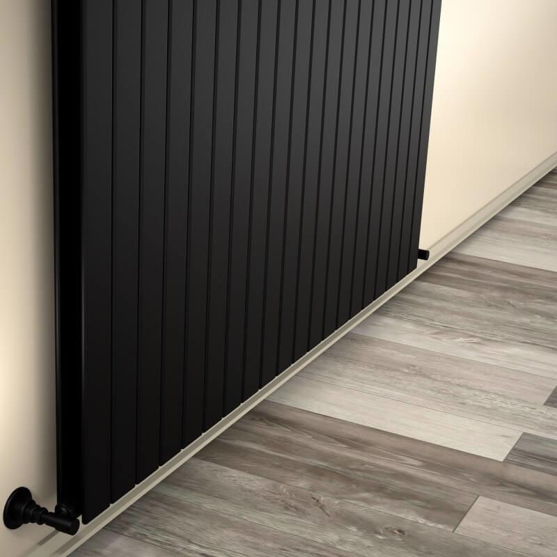 Tip 20V Dekoratif Radyatör 900x1476 Mat Siyah - 2DR20V09001476B3S