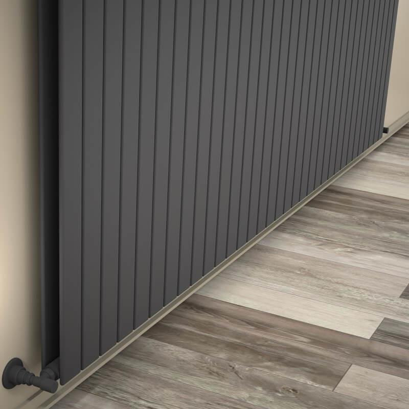 Tip 20V Dekoratif Radyatör 900x2438 Antrasit - 2DR20V09002438B2S